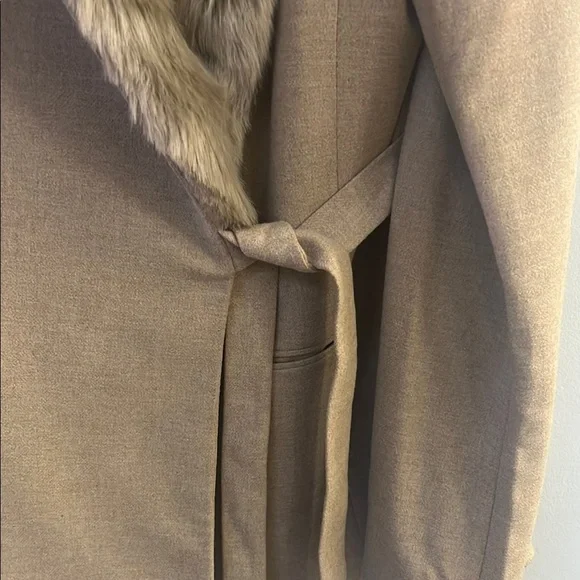BANNA REPUBLIC - Elegant Tan Faux Fur Trimmed Women's Jacket size 12 - Picture 2 of 9
